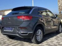 Usata VW T-Roc Business 116 CV (85 kW) 2020 Grigio SUV