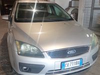 Usata Ford Focus 115 CV (84 kW) 2005 Grigio Berlina