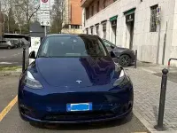 Usata Tesla Model Y 152 kW (208 CV) 2022 Bluazzurro SUV