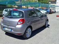 Usata Renault Clio III 75 CV (55 kW) 2011 Grigio Berlina