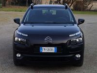 Usata Citroën C4 Shine 99 CV (72 kW) 2017 Nero SUV