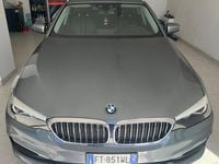 Usata BMW 520 Luxury Line 190 CV (139 kW) 2019 Grigio Station wagon