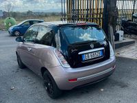 Usata Lancia Ypsilon 77 CV (56 kW) 2010 Oro Utilitaria