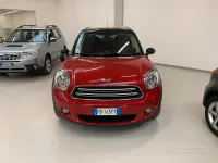 Usata Mini Cooper D Countryman 111 CV (81 kW) 2015 Rosso SUV