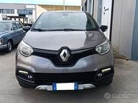 Usata Renault Captur Intens 90 CV (66 kW) 2017 Grigio SUV