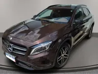 Usata Mercedes GLA200 136 CV (100 kW) 2015 Marrone SUV