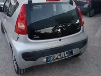 Usata Peugeot 107 68 CV (50 kW) 2006 Utilitaria