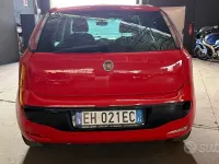 Usata Fiat Punto Evo Dynamic 77 CV (56 kW) 2011 Rosso Utilitaria
