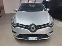 Usata Renault Clio IV Intens 90 CV (66 kW) 2017 Argento Berlina
