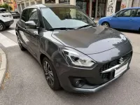 Usata Suzuki Swift 83 CV (61 kW) 2023 Grigio Utilitaria