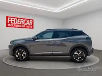 Usata Peugeot 2008 Allure 100 CV (73 kW) 2024 Grigio SUV