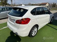 Usata BMW 216 Sport Line 116 CV (85 kW) 2019 Bianco Utilitaria