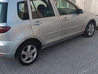 Usata Mazda 2 68 CV (50 kW) 2005 Grigio Utilitaria