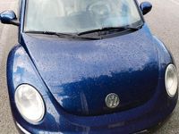 Usata VW New Beetle 105 CV (77 kW) 2007 Blu Utilitaria