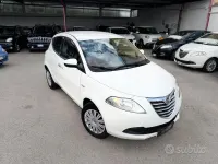 Usata Lancia Ypsilon Silver 80 CV (58 kW) 2014 Bianco Utilitaria