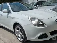 Usata Alfa Romeo Giulietta Distinctive 170 CV (125 kW) 2010 Bianco Utilitaria