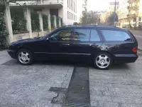 Usata Mercedes E430 Avantgarde 279 CV (205 kW) 2000 Blu/azzurro Station wagon