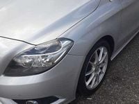 Usata Mercedes 180 109 CV (80 kW) 2014 Argento Berlina