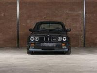 Usata BMW M3 200 CV (147 kW) 1986 Nero Berlina