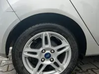 Usata Ford Fiesta Titanium 80 CV (58 kW) 2013 Grigio Utilitaria
