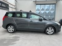 Usata Peugeot 5008 Allure 114 CV (83 kW) 2013 Grigio Monovolume