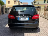 Usata Mercedes B180 109 CV (80 kW) 2015 Nero Utilitaria