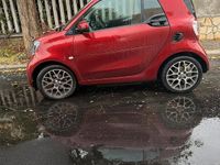 Usata Smart ForTwo Coupé 41 kW (56 CV) 2023 Rosso Utilitaria