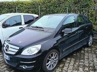 Usata Mercedes B200 140 CV (102 kW) 2008 Nero Monovolume