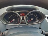 Usata Ford Fiesta 53 CV (38 kW) 2010 Nero Utilitaria