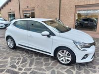 Usata Renault Clio V Business 101 CV (74 kW) 2021 Bianco Berlina