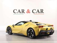 Usata Ferrari SF90 999 CV (734 kW) 2021 Giallo Coupé