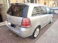 usata Opel Zafira Zafira1.9 cdti Cosmo 120cv