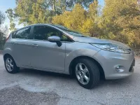Usata Ford Fiesta 53 CV (38 kW) 2010 Grigio Berlina