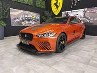 Usata Jaguar XE Supercharged 600 CV (441 kW) 2017 Valencia orange metallic Berlina