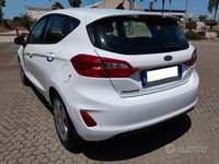 Usata Ford Fiesta 86 CV (63 kW) 2020 Bianco Utilitaria