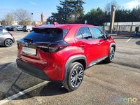 Begagnad Toyota Yaris Hybrid Lounge 116 HK (85 kW) 2021 Röd Pickup