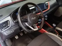 Usata Kia Stonic 120 CV (88 kW) 2017 Rosso SUV
