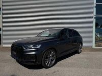 Usata Audi Q7 Sport 381 CV (280 kW) 2023 Grigio pastello SUV
