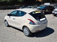 Usata Lancia Ypsilon 95 CV (69 kW) 2016 Beige Utilitaria