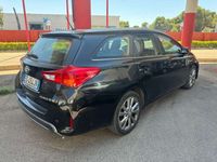 Usata Toyota Auris Hybrid Lounge 99 CV (72 kW) 2013 Nero Station wagon