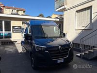 Usata Renault Master 135 CV (99 kW) 2023 Blu Monovolume