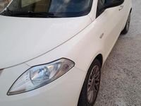 Usata Lancia Ypsilon S 80 CV (58 kW) 2013 Bianco Utilitaria