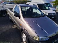 Usata Fiat Strada 69 CV (50 kW) 2000 N.d. Pick-up