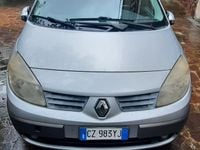 Usata Renault Scénic II 105 CV (77 kW) 2006 Grigio Monovolume