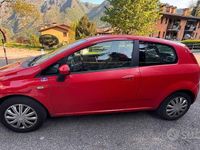 Usata Fiat Grande Punto Active 65 CV (47 kW) 2006 Rosso Utilitaria