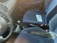 Usata Fiat Punto 80 CV (58 kW) 2000 Blu Berlina