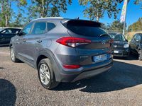 Usata Hyundai Tucson Comfort 136 CV (100 kW) 2016 Grigio SUV