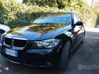 Usata BMW 318 143 CV (105 kW) 2007 Nero Station wagon