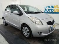 Usata Toyota Yaris Sol 87 CV (63 kW) 2007 Argento metallizzato Berlina