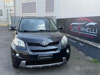 Usata Toyota Urban Cruiser Luxury 90 CV (66 kW) 2009 Nero Utilitaria